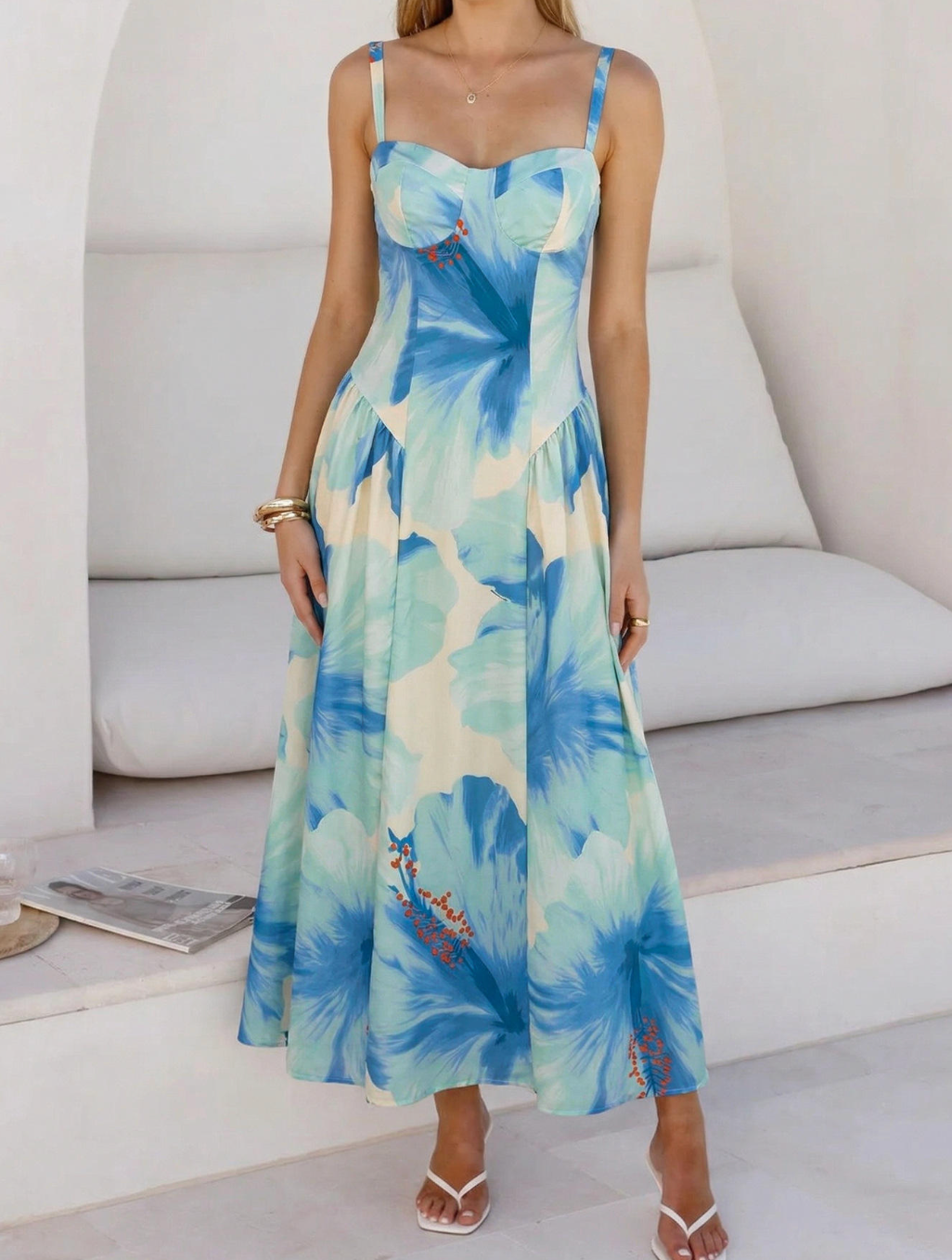 Evelisse Summer Elegance Dress